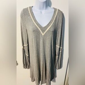 POLsize small Gray knit dress with crochet trim new item